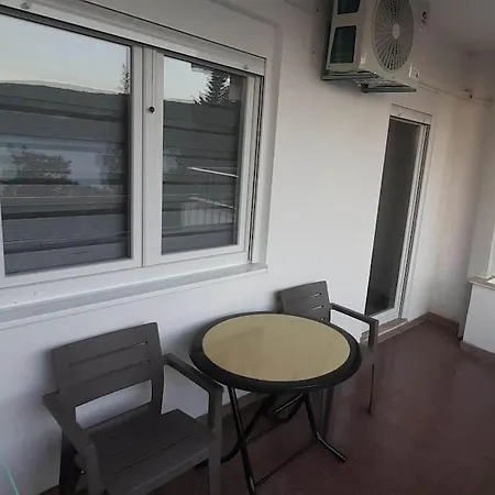 Apartman Mirage S Prekrasnim Pogledom Na نيوم